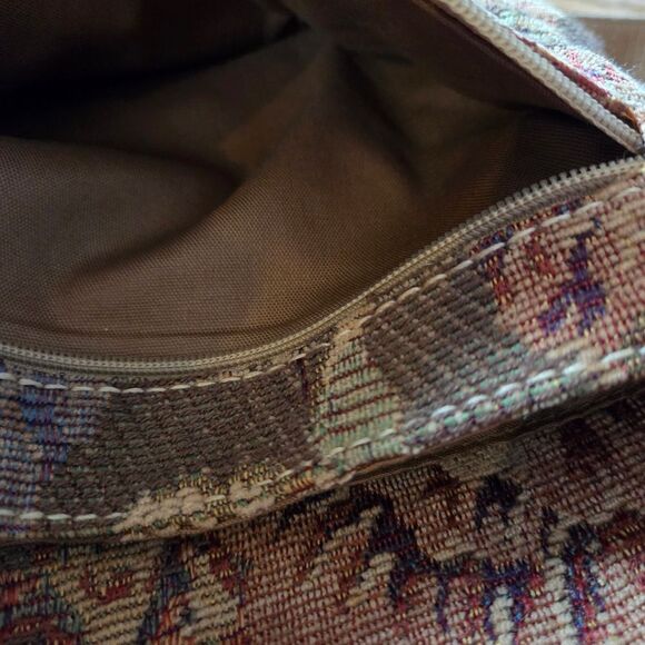 Fossil Floral Tapestry Crossbody Bag - Beige and Pink - Picture 11 of 12